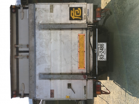 รับติดตั้งลิฟท์ฝาท้าย