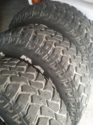 ขายยางมัท245/75ขอบ16พร้อมล้อแม็กวีโก้ขอบ16ทั้งชุด4วงน็อตล้อพร้อม24ตัว5900บาทมารับของเองคิด5000บาท ขายยางมัท245/75ขอบ16พร้อมล้อแม็กวีโก้ขอบ16ทั้งชุด4วงน็อตล้อพร้อม24ตัว5900บาทมารับของเองคิด5000บาท