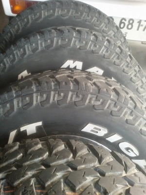 ขายยางมัท245/75ขอบ16พร้อมล้อแม็กวีโก้ขอบ16ทั้งชุด4วงน็อตล้อพร้อม24ตัว5900บาทมารับของเองคิด5000บาท ขายยางมัท245/75ขอบ16พร้อมล้อแม็กวีโก้ขอบ16ทั้งชุด4วงน็อตล้อพร้อม24ตัว5900บาทมารับของเองคิด5000บาท