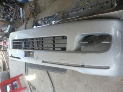 กันชนหน้า รถตู้ โตโยต้า คอมมิวเตอร์ มือสอง ราคา 2,000 ขายด่วน