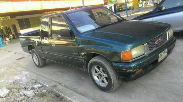 ขาย ISUZU  TFR  ปี 1994  เครื่องดี เเชสซี  ช่วงล่างดี  สีได้  ไม่ผุ ยางยังดี ภายในไม่โทรม  พร้อมใช้ ภาษีไม่ขาด  เล่มพร้อม  087-6835269-0944241092