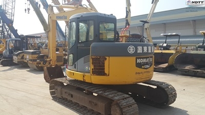 >> Komutsu PC128US-2E1 << ปี2005 รถนอกนำเข้าจากญี่ปุ่น ไม่เคยใช้ในไทย 100\% ใช้งานน้อย สภาพสวยมาก สอบถาม 062-709-1748