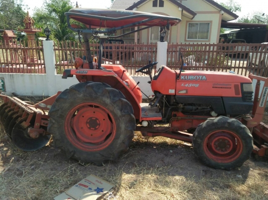 รถไถ่คูบูต้า L4508 พร้อมใช้งาน ขาย 300000 0816278866