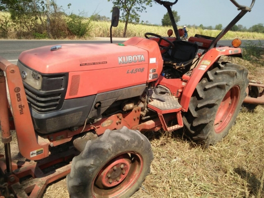 รถไถ่คูบูต้า L4508 พร้อมใช้งาน ขาย 300000 0816278866