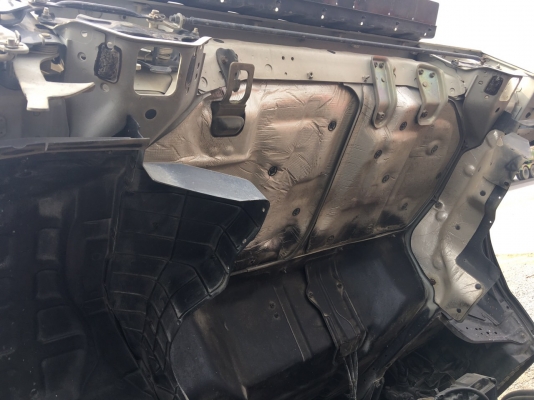 ขาย 6 ล้อ อีซูซุ NQR 150 แรง ปี 50 เฮี๊ยบ 2.5 ตัน สภาพดี จัดแนนท์ได้ครับ สนใจติดต่อได้ที่ 081-9420141 , 081-5715326 ขาย 6 ล้อ อีซูซุ NQR 150 แรง ปี 50 เฮี๊ยบ 2.5 ตัน สภาพดี จัดแนนท์ได้ครับ สนใจติดต่อได้ที่ 081-9420141 , 081-5715326