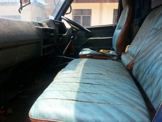 ขายรถ6ล้อ ดั้ม115แรง เครื่องดี แคชซีสวย รถพร้อมใช้งาน เอกสารพร้อมโอน สนใจโทร 090-8588220คุณนะ 093-3258446คุณบิว หรือเข้าดูสินค้าอื่นๆได้ที่ www.truck.in.th/498 หรือเพจFacebook ณรงค์ ซื้อขายรถมือสอง (เว็บไซต์ส่วนตัว) หรือFacebook คุณนะ รถบรรทุก