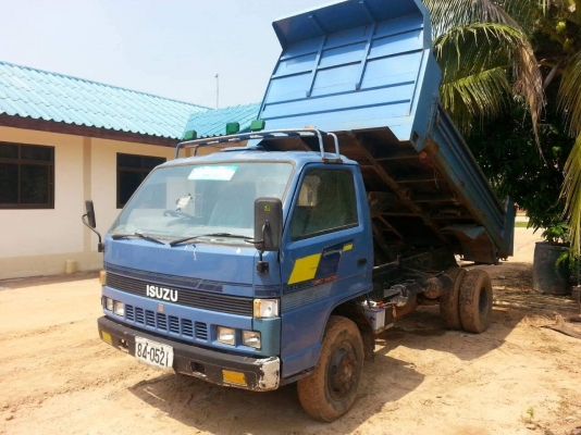 ขายรถ6ล้อ ดั้ม115แรง เครื่องดี แคชซีสวย รถพร้อมใช้งาน เอกสารพร้อมโอน สนใจโทร 090-8588220คุณนะ 093-3258446คุณบิว หรือเข้าดูสินค้าอื่นๆได้ที่ www.truck.in.th/498 หรือเพจFacebook ณรงค์ ซื้อขายรถมือสอง (เว็บไซต์ส่วนตัว) หรือFacebook คุณนะ รถบรรทุก