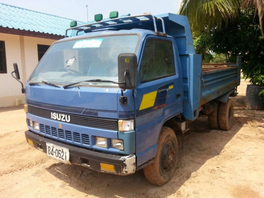 ขายรถ6ล้อ ดั้ม115แรง เครื่องดี แคชซีสวย รถพร้อมใช้งาน เอกสารพร้อมโอน สนใจโทร 090-8588220คุณนะ 093-3258446คุณบิว หรือเข้าดูสินค้าอื่นๆได้ที่ www.truck.in.th/498 หรือเพจFacebook ณรงค์ ซื้อขายรถมือสอง (เว็บไซต์ส่วนตัว) หรือFacebook คุณนะ รถบรรทุก