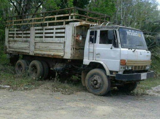 สิบล้อ ฮีโน่ KT725 EM100-220 ดั้มสามมิต 2เพาใหญ่ สภาพดีพร้อมใช้ เล่ม ทะเบียนพร้อมโอน สิบล้อ ฮีโน่ KT725 EM100-220 ดั้มสามมิต 2เพาใหญ่ สภาพดีพร้อมใช้ เล่ม ทะเบียนพร้อมโอน