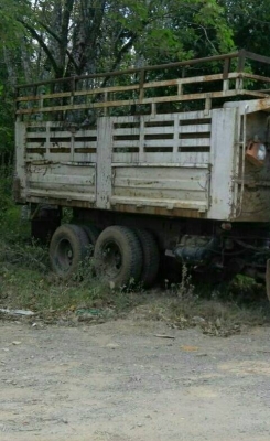 สิบล้อ ฮีโน่ KT725 EM100-220 ดั้มสามมิต 2เพาใหญ่ สภาพดีพร้อมใช้ เล่ม ทะเบียนพร้อมโอน สิบล้อ ฮีโน่ KT725 EM100-220 ดั้มสามมิต 2เพาใหญ่ สภาพดีพร้อมใช้ เล่ม ทะเบียนพร้อมโอน