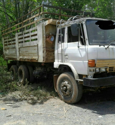 สิบล้อ ฮีโน่ KT725 EM100-220 ดั้มสามมิต 2เพาใหญ่ สภาพดีพร้อมใช้ เล่ม ทะเบียนพร้อมโอน สิบล้อ ฮีโน่ KT725 EM100-220 ดั้มสามมิต 2เพาใหญ่ สภาพดีพร้อมใช้ เล่ม ทะเบียนพร้อมโอน