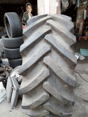 23.1-26 SIMEX SAII ยางรถไถ รถตัก มี 1 เส้น tel.081-427-3941 ไอดีไลน์ 0814273941