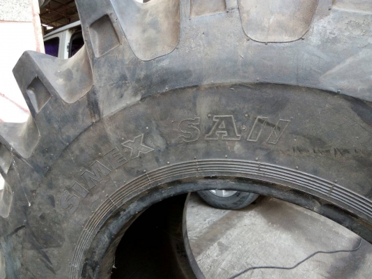 23.1-26 SIMEX SAII ยางรถไถ รถตัก มี 1 เส้น tel.081-427-3941 ไอดีไลน์ 0814273941