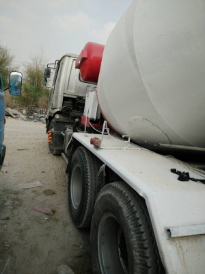 ขาย700000รถโม่ปูน