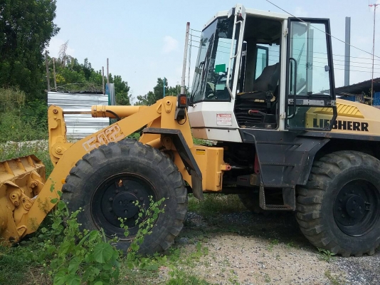 ขาย555,000รถตักล้อยาง(สเปคเยอรมันนี) LIEBHERR L512 เครื่องดี เกียร์แรง ยางสวย สภาพเก่านอก รถสวยพร้อมใช้ 090-7723710 090-7723708 ขาย555,000รถตักล้อยาง(สเปคเยอรมันนี) LIEBHERR L512 เครื่องดี เกียร์แรง ยางสวย สภาพเก่านอก รถสวยพร้อมใช้ 090-7723710 090-7723708