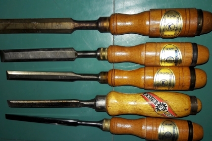 ขายสิ่วสวีเดนชุด5ตัวเก่าเก็บขนาด 1/4,3/8,1/2,5/8,3/4 Made in Sweden.