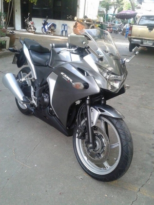 ขายลูกเดียว CBR250R ABS หัวฉีด ปี2554 ทะเบียนสวย345 มีเล่มเอกสารครบ