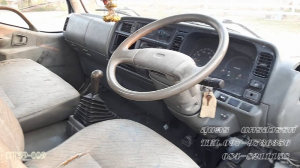 ขายด่วน รถบรรทุก 6 ล้อ MITSIBISHI CANTER EURO-2 หัวคัซซี สภาพสวยพร้อมใช้งาน ราคาสุดคุ้ม