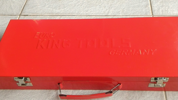 ชุดประแจบล็อก EURO KING TOOLS เยรมัน เนื้อโลหะ CR- v อย่างดี 24 ชิ้น  ข้อต่อสวมขนาด 1/2 นิ้ว ชุดประแจจับขันขนาดใหญ่แข็งแรง