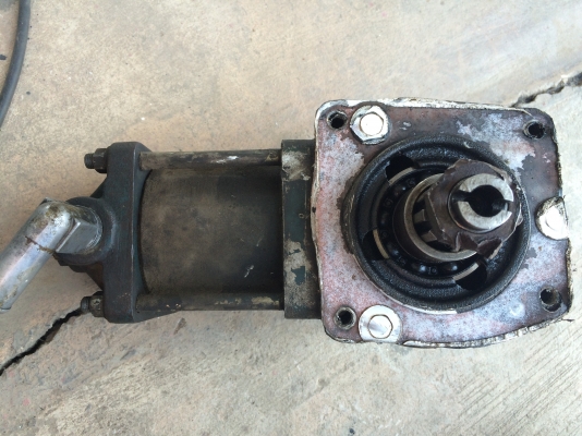 ปั้มลมเครือง ฮีโน่