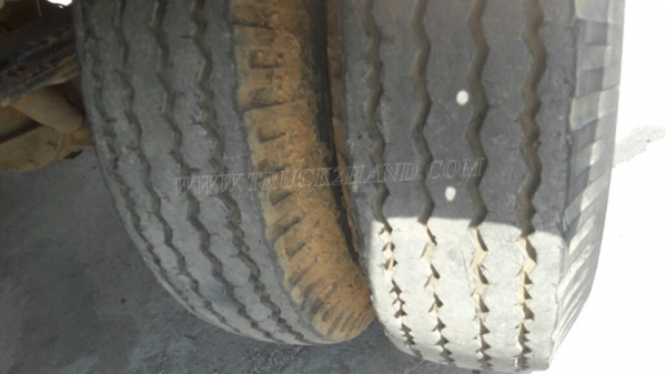 รถบรรทุกน้ำ ISUZU   6 ล้อ