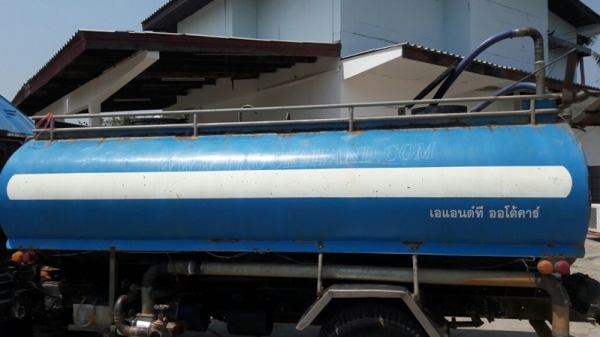 รถบรรทุกน้ำ ISUZU   6 ล้อ