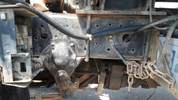 รถบรรทุกน้ำ ISUZU   6 ล้อ