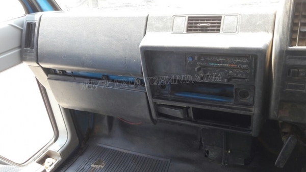 รถบรรทุกน้ำ ISUZU   6 ล้อ