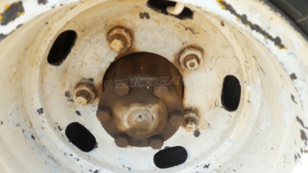 รถบรรทุกน้ำ ISUZU   6 ล้อ