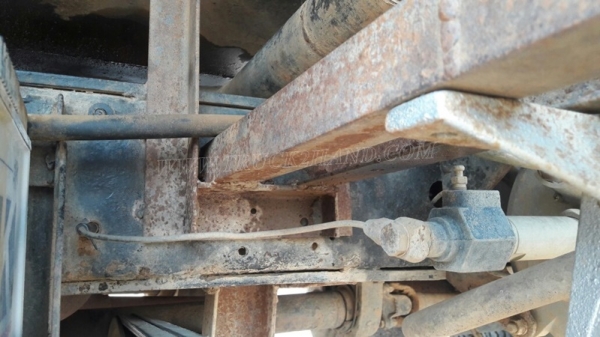 รถบรรทุกน้ำ ISUZU   6 ล้อ