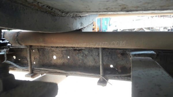 รถบรรทุกน้ำ ISUZU   6 ล้อ