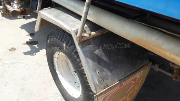 รถบรรทุกน้ำ ISUZU   6 ล้อ