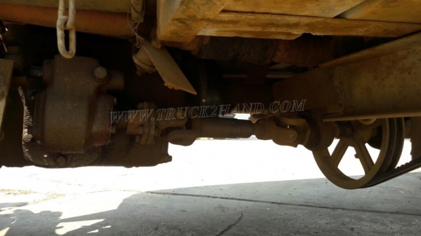 รถบรรทุกน้ำ ISUZU   6 ล้อ