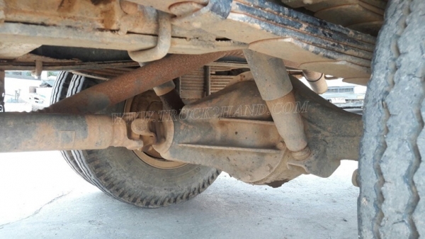 รถบรรทุกน้ำ ISUZU   6 ล้อ