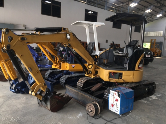 รถขุด CAT303C CR มือสองนำเข้าจากญี่ปุ่น สภาพสวย พร้อมใช้งาน