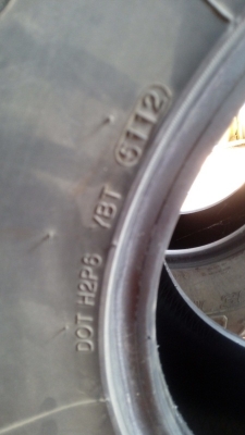 ขายยาง 33X12.5 R15