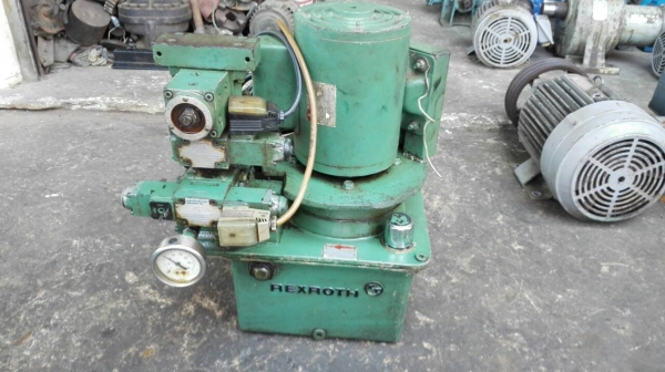 **** SOLD **** ปั้มน้ำมันไฮดรอลิค REXROTH มอเตอร์ Mitsubishi. 1 HP. 220V. 2 สายไฟบ้าน พร้อมวาล์วคอนโทรลไฟฟ้า สวยๆพร้อมใช้งาน.
