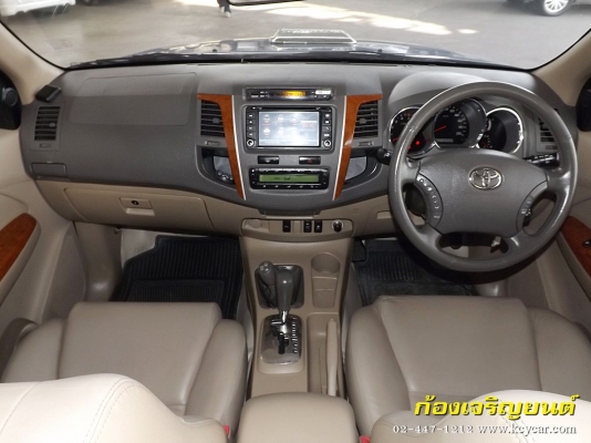 TOYOTA FORTUNER 3.0V AUTO 4WD ปี 2011 TOYOTA FORTUNER 3.0V AUTO 4WD ปี 2011