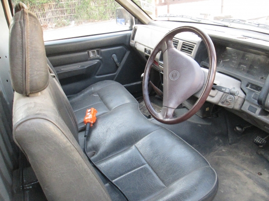 รถกระบะ ปิคอัฟดั้มพ์ นิสสัน Big M กระบะเปิดได้ 3ด้าน ดั้มพ์ใหม่