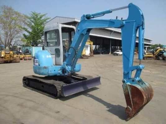 ขายรถขุด ยี่ห้อ : HITACHI  รุ่น : EX40U รถขุดเก่านอกแท้ มีเอกสารใบอินวอย รถไม่เคยผ่านการใช้งานในไทย  แทรกเหล็ก  คลอนโทนสั้น ปั้มนิ้ว ทำสี-ติดแอร์พร้อม  สนใจติดต่อ : 099-907-9273 กิ๊ฟ