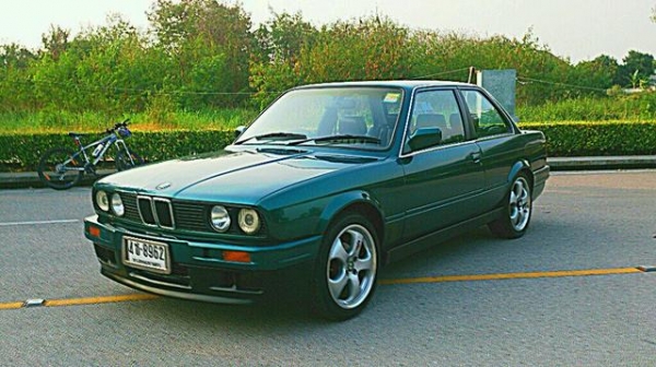 ,,,,,BMW 318i E30 Coupe 2ประตู สำหรับ สาย German vintage,,,,,,,,