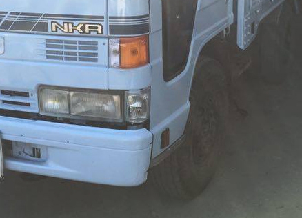 **190,000 บ.ต่อรอง/// 4ล้อกลาง ISUZU NKR-110 4BE1- ไอดีใหญ่ รถประกอบปี40 เครื่อง/เกียร์ เดิม เกียร์สั้น คัสซีสวยเดิม ไม่สาด หัวยกได้ พ.พาวเวอร์ กระบะยาว3.20 ยาง7.50 รถเคลียร์สีใหม่ สวย พร้อมใช้งาน ทะเบียนป้ายใหญ่(ป้ายรถบรรทุก) เล่มครบ **ขาย ISUZU ELF NKR- **190,000 บ.ต่อรอง/// 4ล้อกลาง ISUZU NKR-110 4BE1- ไอดีใหญ่ รถประกอบปี40 เครื่อง/เกียร์ เดิม เกียร์สั้น คัสซีสวยเดิม ไม่สาด หัวยกได้ พ.พาวเวอร์ กระบะยาว3.20 ยาง7.50 รถเคลียร์สีใหม่ สวย พร้อมใช้งาน ทะเบียนป้ายใหญ่(ป้ายรถบรรทุก) เล่มครบ **ขาย ISUZU ELF NKR-