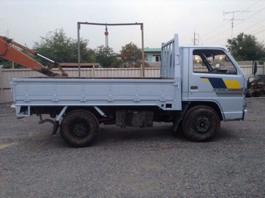 **190,000 บ.ต่อรอง/// 4ล้อกลาง ISUZU NKR-110 4BE1- ไอดีใหญ่ รถประกอบปี40 เครื่อง/เกียร์ เดิม เกียร์สั้น คัสซีสวยเดิม ไม่สาด หัวยกได้ พ.พาวเวอร์ กระบะยาว3.20 ยาง7.50 รถเคลียร์สีใหม่ สวย พร้อมใช้งาน ทะเบียนป้ายใหญ่(ป้ายรถบรรทุก) เล่มครบ **ขาย ISUZU ELF NKR- **190,000 บ.ต่อรอง/// 4ล้อกลาง ISUZU NKR-110 4BE1- ไอดีใหญ่ รถประกอบปี40 เครื่อง/เกียร์ เดิม เกียร์สั้น คัสซีสวยเดิม ไม่สาด หัวยกได้ พ.พาวเวอร์ กระบะยาว3.20 ยาง7.50 รถเคลียร์สีใหม่ สวย พร้อมใช้งาน ทะเบียนป้ายใหญ่(ป้ายรถบรรทุก) เล่มครบ **ขาย ISUZU ELF NKR-