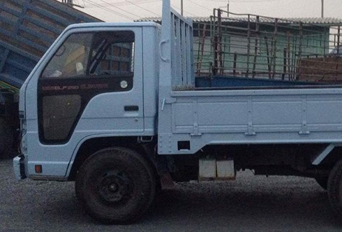 **190,000 บ.ต่อรอง/// 4ล้อกลาง ISUZU NKR-110 4BE1- ไอดีใหญ่ รถประกอบปี40 เครื่อง/เกียร์ เดิม เกียร์สั้น คัสซีสวยเดิม ไม่สาด หัวยกได้ พ.พาวเวอร์ กระบะยาว3.20 ยาง7.50 รถเคลียร์สีใหม่ สวย พร้อมใช้งาน ทะเบียนป้ายใหญ่(ป้ายรถบรรทุก) เล่มครบ **ขาย ISUZU ELF NKR- **190,000 บ.ต่อรอง/// 4ล้อกลาง ISUZU NKR-110 4BE1- ไอดีใหญ่ รถประกอบปี40 เครื่อง/เกียร์ เดิม เกียร์สั้น คัสซีสวยเดิม ไม่สาด หัวยกได้ พ.พาวเวอร์ กระบะยาว3.20 ยาง7.50 รถเคลียร์สีใหม่ สวย พร้อมใช้งาน ทะเบียนป้ายใหญ่(ป้ายรถบรรทุก) เล่มครบ **ขาย ISUZU ELF NKR-