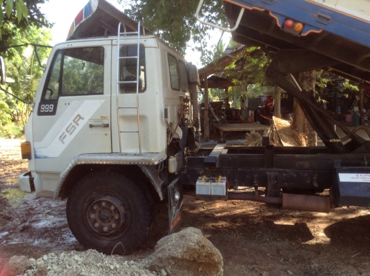 ขายรถ6ล้อยาง900 Isuzu rocky145