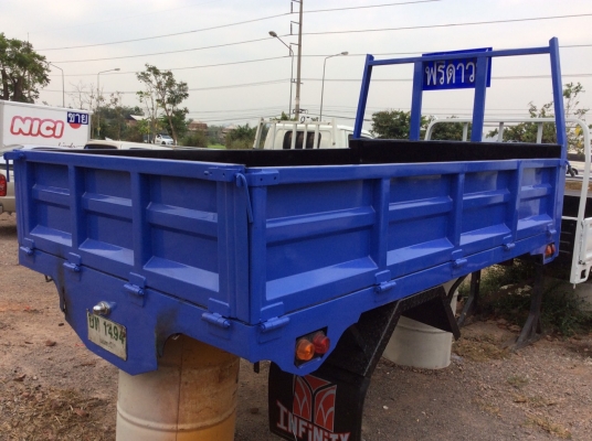 กระบะเหล็กทอดลงจากรถ 6 ล้อช่วงสั้นใส่ 4 ล้อได้สภาพสวยกว้างเมตร 80 ยาว 3 เมตร 20 4 กว้าง 80 ขาย28,000บาท ศุภากร 081-1903107, 081-4252943