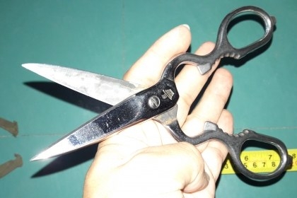 ขายกรรไกรตราตุ๊กตาคู่งานเก่าเยอรมัน Made in Germany.