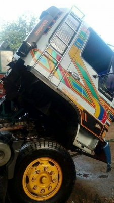 **370,000 บ.ต่อรอง/// 6ล้อเทเลอร์ HINO KL-168 แรง หัวสิงไฮฯ เครื่อง/เกียร์ EH700 ช่วงล่างใหญ่ คัสซีสวย พาเวอร์/ทริฟฟี่ แอร์ ครบ ยาง900/20 ท้ายลาดมีหางพับไฮฯ ขน-ย้าย รถเกี่ยว สภาพสวย พร้อมใช้ เล่มทะเบียนครบ **ขาย เทนเลอร์6ล้อ HINO KL-168แรง ท้ายลาดมีหางพับ **370,000 บ.ต่อรอง/// 6ล้อเทเลอร์ HINO KL-168 แรง หัวสิงไฮฯ เครื่อง/เกียร์ EH700 ช่วงล่างใหญ่ คัสซีสวย พาเวอร์/ทริฟฟี่ แอร์ ครบ ยาง900/20 ท้ายลาดมีหางพับไฮฯ ขน-ย้าย รถเกี่ยว สภาพสวย พร้อมใช้ เล่มทะเบียนครบ **ขาย เทนเลอร์6ล้อ HINO KL-168แรง ท้ายลาดมีหางพับ