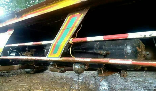 **370,000 บ.ต่อรอง/// 6ล้อเทเลอร์ HINO KL-168 แรง หัวสิงไฮฯ เครื่อง/เกียร์ EH700 ช่วงล่างใหญ่ คัสซีสวย พาเวอร์/ทริฟฟี่ แอร์ ครบ ยาง900/20 ท้ายลาดมีหางพับไฮฯ ขน-ย้าย รถเกี่ยว สภาพสวย พร้อมใช้ เล่มทะเบียนครบ **ขาย เทนเลอร์6ล้อ HINO KL-168แรง ท้ายลาดมีหางพับ **370,000 บ.ต่อรอง/// 6ล้อเทเลอร์ HINO KL-168 แรง หัวสิงไฮฯ เครื่อง/เกียร์ EH700 ช่วงล่างใหญ่ คัสซีสวย พาเวอร์/ทริฟฟี่ แอร์ ครบ ยาง900/20 ท้ายลาดมีหางพับไฮฯ ขน-ย้าย รถเกี่ยว สภาพสวย พร้อมใช้ เล่มทะเบียนครบ **ขาย เทนเลอร์6ล้อ HINO KL-168แรง ท้ายลาดมีหางพับ