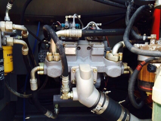 ขายด่วน!! Hitachi ZX200 5,xxx ชม.สภาพสวยค่ะ